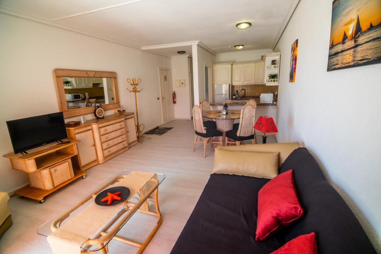 Julia Apartment *
